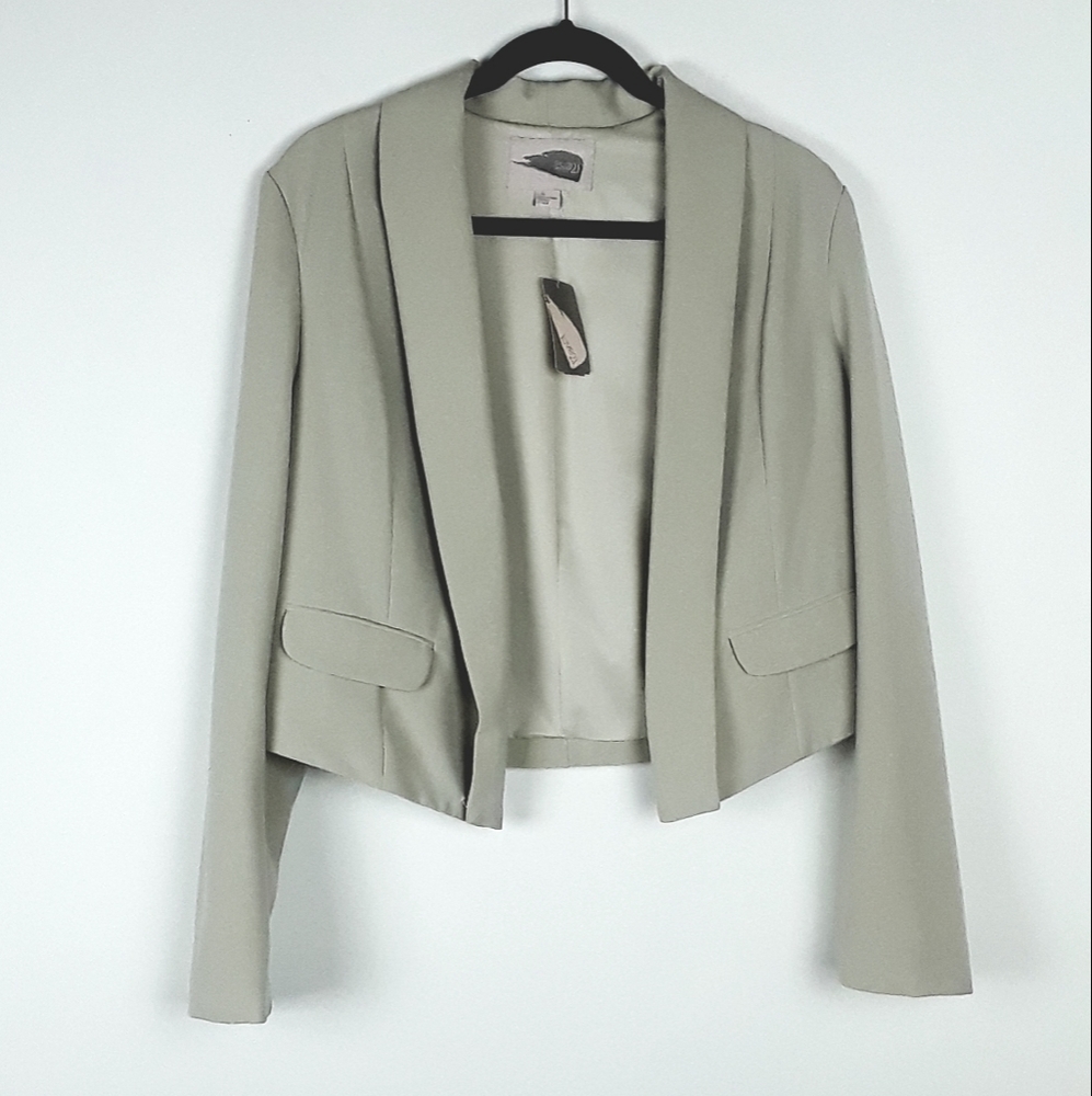 Forever 21 Beige Crop Jacket, Size Large NWT